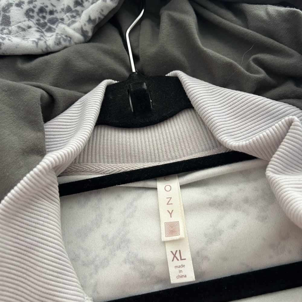 LuLaRoe Bethany Gray Snake Print Zip-Up Hoodie - Picture 3 of 5
